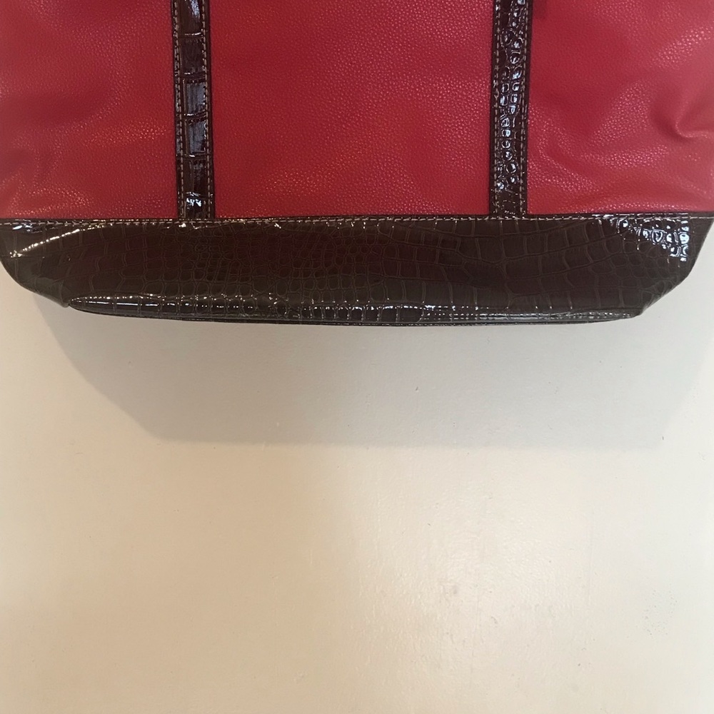 George Women’s Tote— New With Tag - Picture 4 of 8